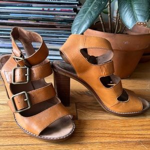 Madewell 3 Strap Camel Sandals